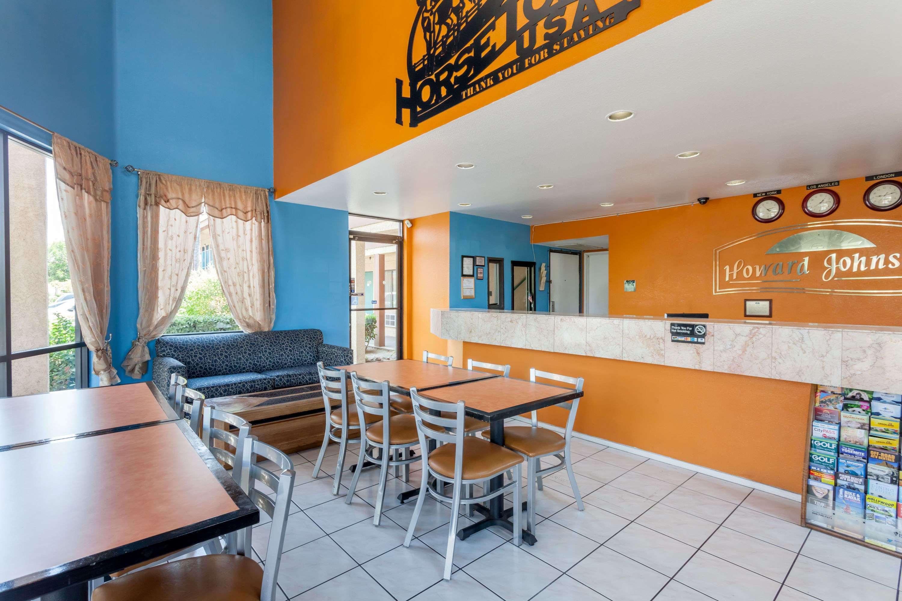 Howard Johnson By Wyndham Norco Exterior foto